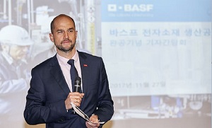 바스프 “반도체 세척용 암모니아수 생산으로 전자소재 시장 확대”